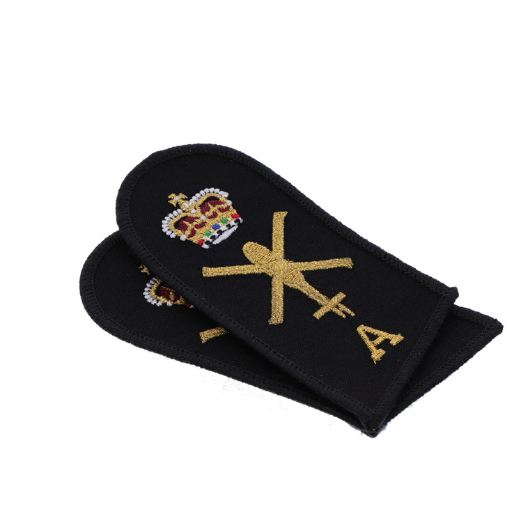 Aviation Technical Aircraft Chief Petty Officer Badge Aviation Technical Aircraft Chief Petty Officer Badge Order the Quality Aviation Technical Aircraft Chief Petty Badge now from the military specialists. Perfectly sized, this badge has embroidered details ready for wear. Order now. Specifications: Materi