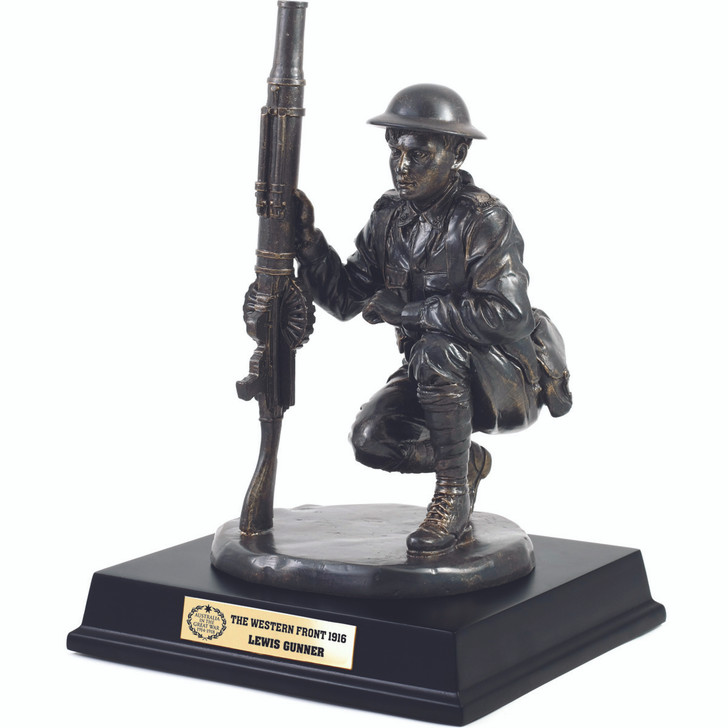Australia In The Great War: To The Western Front 1916 Figurine In 1916 the Australian Imperial Forces adopted the lighter air-cooled Lewis Gun. The Lewis gun's portability and versatility helped drive a fundamental rethink of infantry minor tactics.  This fine co