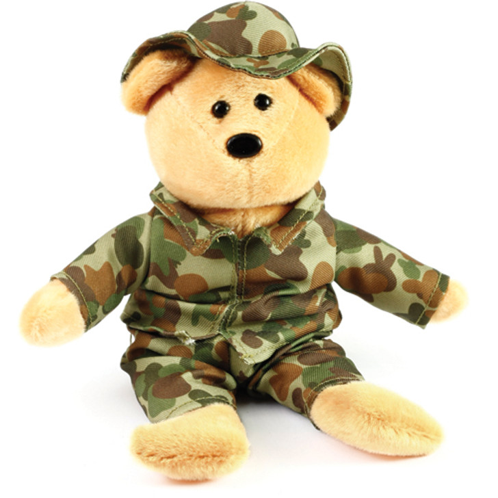 Little Aussie Auscam Bear LITTLE AUSSIE AUSCAM BEARTen of thousands of Aussies in the Australian Defence Force have proudly worn their distinctive AUSCAM uniforms on combat and peacekeeping missions throughout the world. We ho