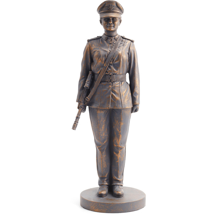 ADFA Female Army Officer Miniature Figurine The Master Creations Miniature ADFA Female Army Officer is the perfect present for graduates, serving members or veterans. A reflection of service for all members of the Australian Army. Whether start