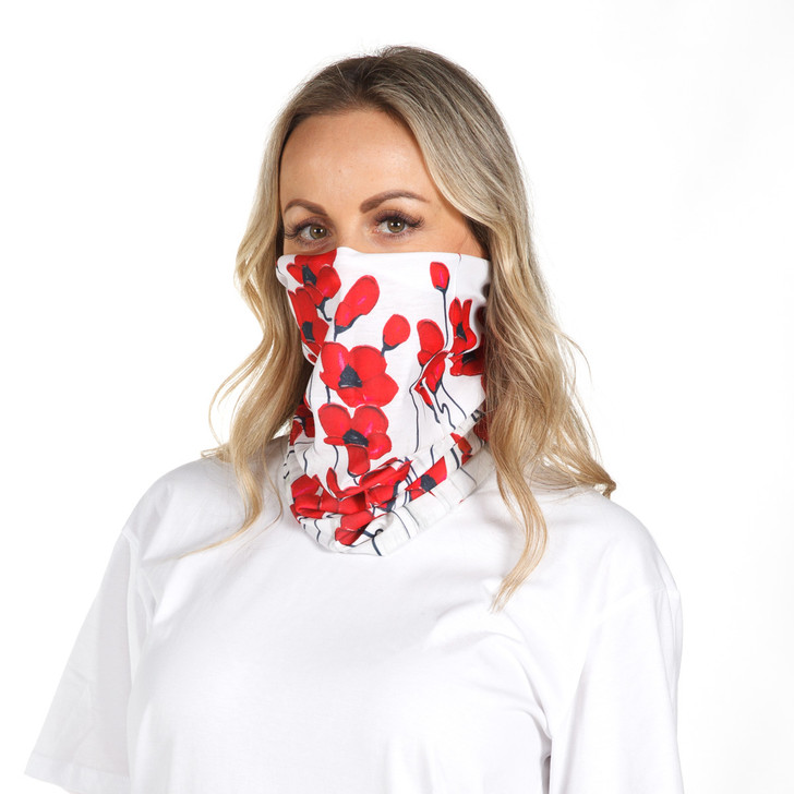 Neck Gaiter - Poppy Mpressions Fields of Poppies Print Neck Gaiter - Poppy Mpressions Fields of Poppies Print Manufactured from hard-wearing high-tech microfibre for superior comfort and fit. The moisture wicking fabric helps keep you cool in the heat and warms you against the cold. The adaptable design prote