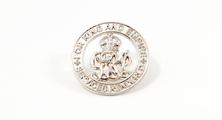 WW1 Silver War Badge WW1 Silver War Badge The Silver War Badge was issued in the United Kingdom and the British Empire to service personnel who had been honourably discharged due to wounds or sickness from military service in World War I. The