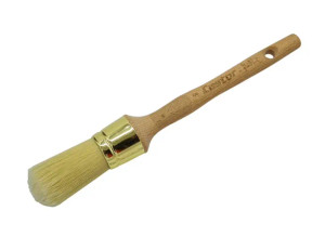 Brocha prensada con virola metálica y mango de madera Nº 8, perfecta para pintar superficies grandes en casa