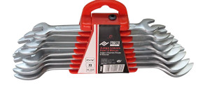 Llaves combinadas fijas de acero cromo-vanadio alineadas en estuche compacto y portátil Llaves combinadas fijas de acero cromo-vanadio alineadas en estuche compacto y portátil