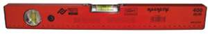 Vista frontal de nivel de burbuja magnético de 40 cm color rojo, sobre fondo blanco. Vista frontal de nivel de burbuja magnético de 40 cm color rojo, sobre fondo blanco.