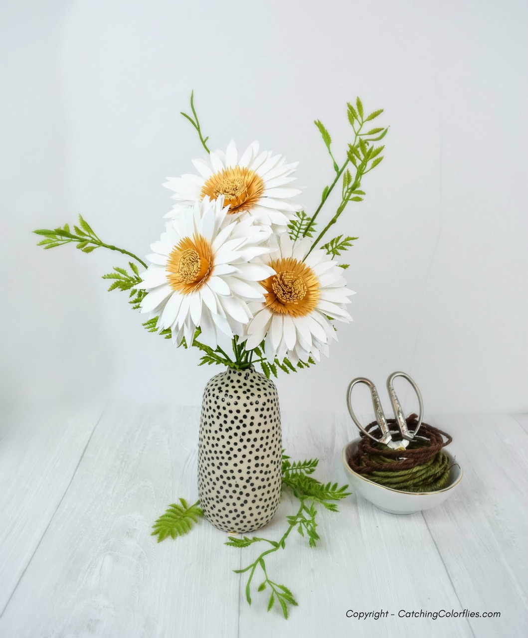 Small Daisy Flower Template Catching Colorflies