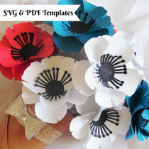 Paper Blooms Shaping Mat & Rolling Tool Kit by Catching Colorflies