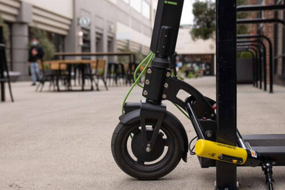 How to Safely Lock up your e- Scooter Outside? - Smartwheel Canada