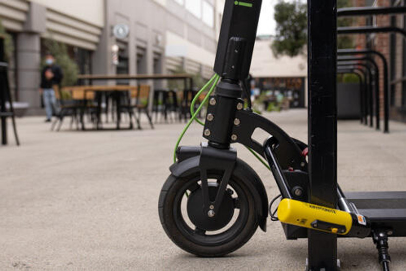 How to Safely Lock up your e- Scooter Outside? How to Safely Lock up your e- Scooter Outside?