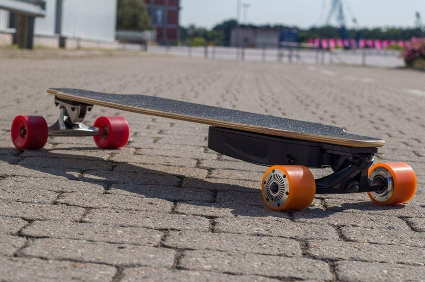 Electric Scooter vs. Electric Skateboard: What To Choose