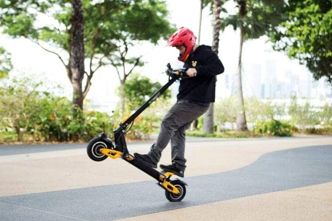 VSETT E-Scooters Now at Smartwheel Canada