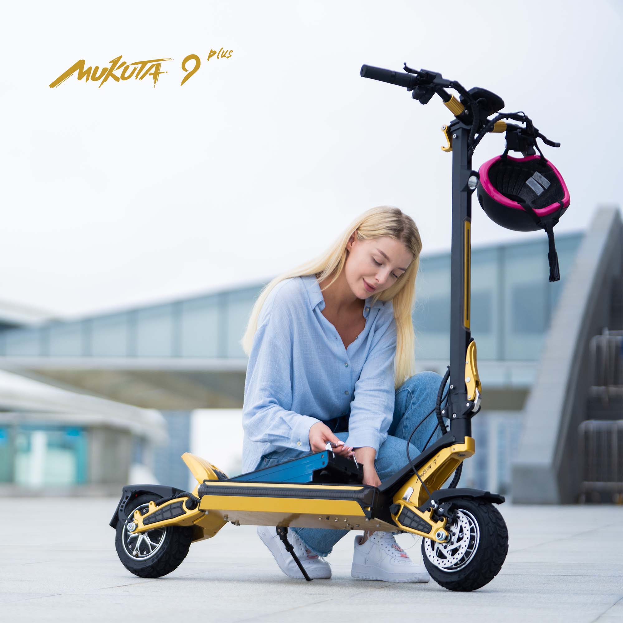 MUKUTA 9 PLUS ELECTRIC SCOOTER