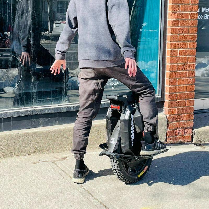 SMARTWHEL TEST RIDE AT STORES