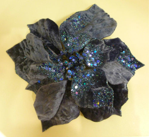 26cm Velvet Poinsettia w/Clip Blue