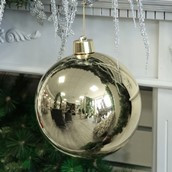 Champagne Shiny Shatterproof Bauble (x1) (25cm)