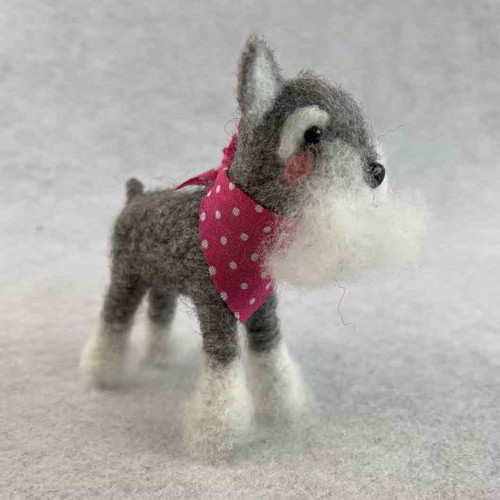 Felt Schnauzer with neck scarf 9.5x5x10cm
