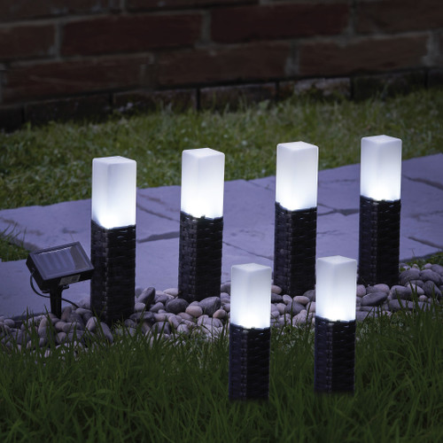 6 Piece Ratten Pathway lights 3m Battery powered with 2 functions
