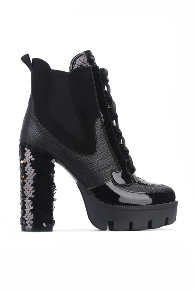 NELL CHUNKY BLOCK HIGH HEEL PLATFORM LACE UP BOOTS-BLACK