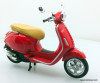 Maisto 1:12 Vespa Primavera 150 Scooter, Red