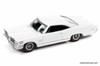 Johnny Lightning 1:64 1965 Pontiac Catalina 2+2 Royal Bobcat, Gloss White