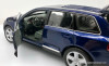 RARE!! Volkswagen Touareg V10 TDi, Metallic Blue 1:18 Diecast Model Car by Welly