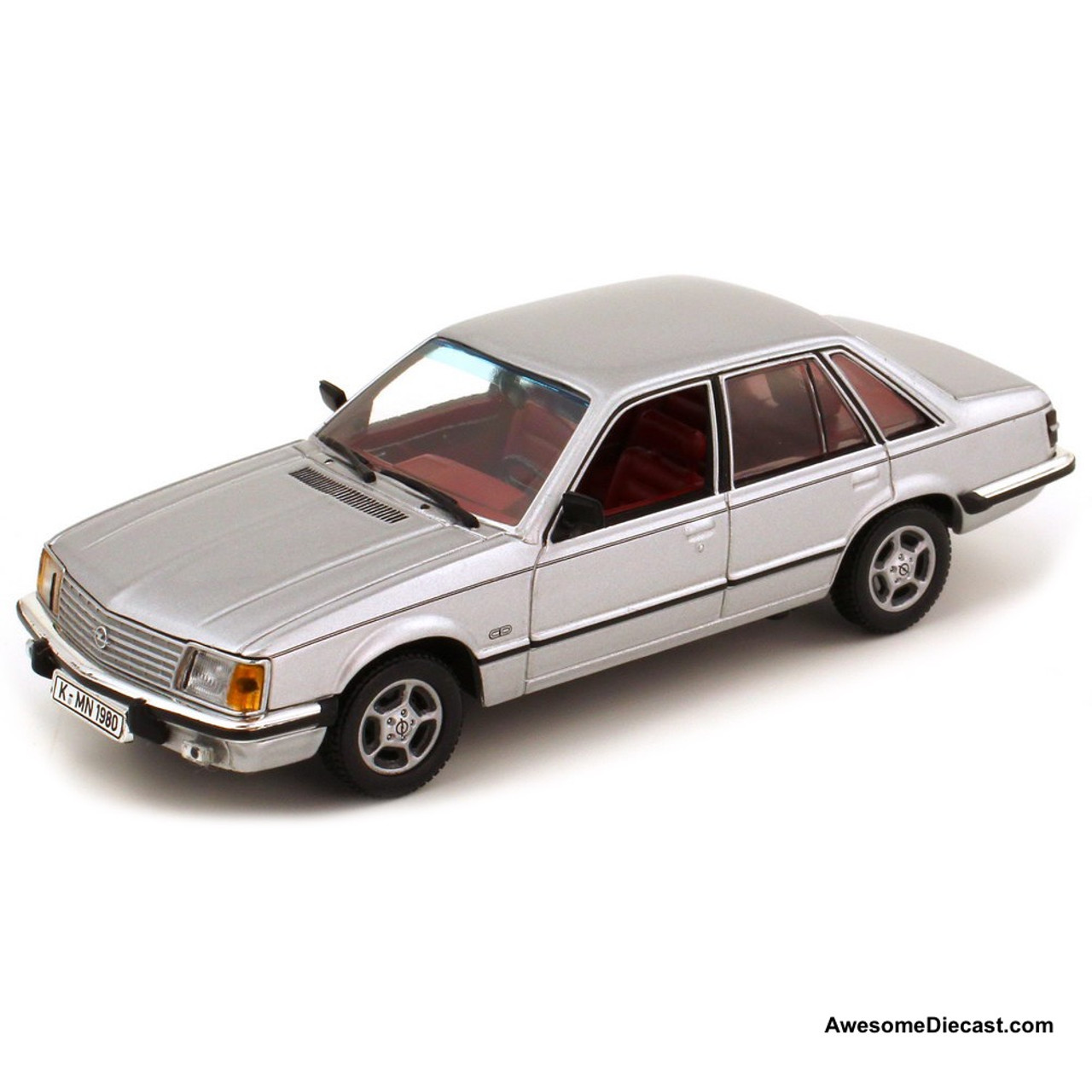 Minichamps 1:43 1980 Opel Senator - Awesome Diecast