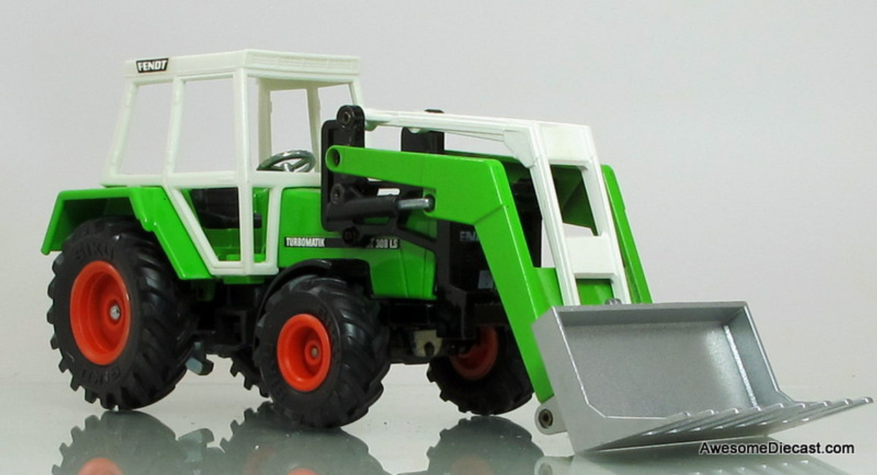 SIKU Farmer Tractor 1:32 to Choose Deutz Fendt Claas John Deere Driving  Hanomag