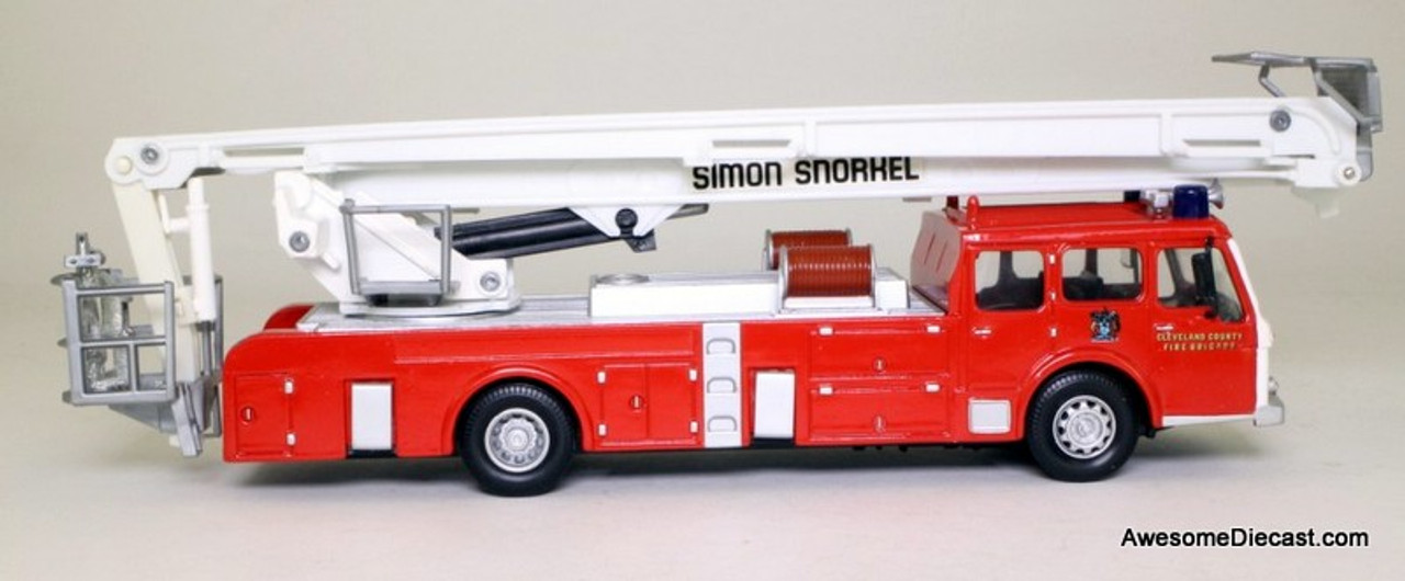 simon snorkel fire engine