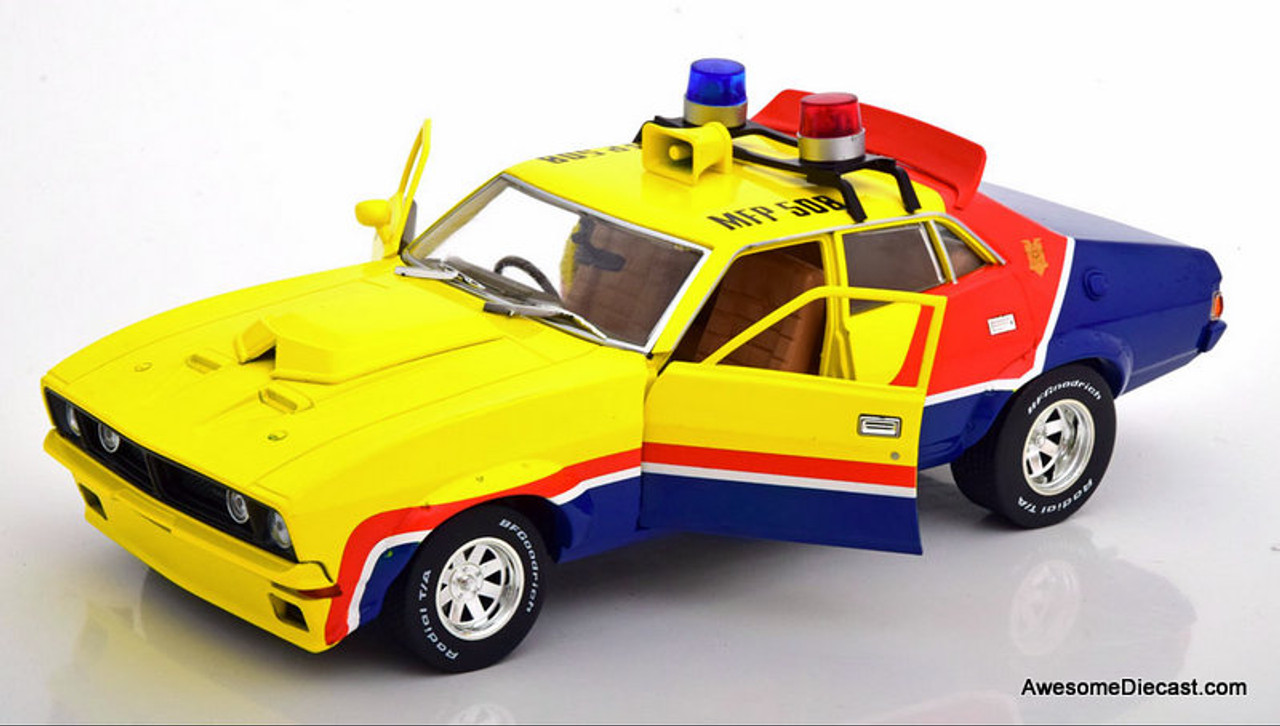 1/18 グリーンライト 1974 フォード ファルコン X8 マッド