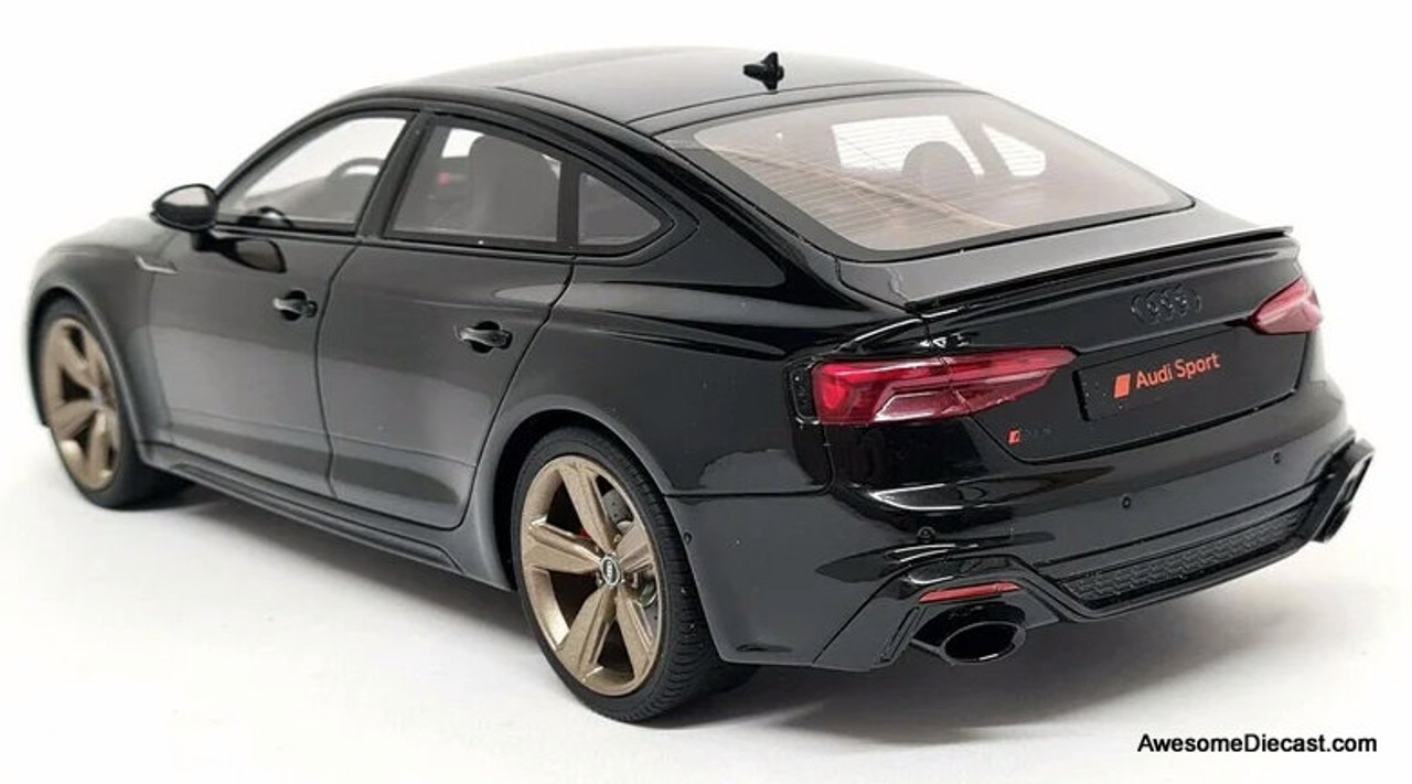 格安100%新品GT Spirit 1/18 Audi アウディ TT RS 乗用車