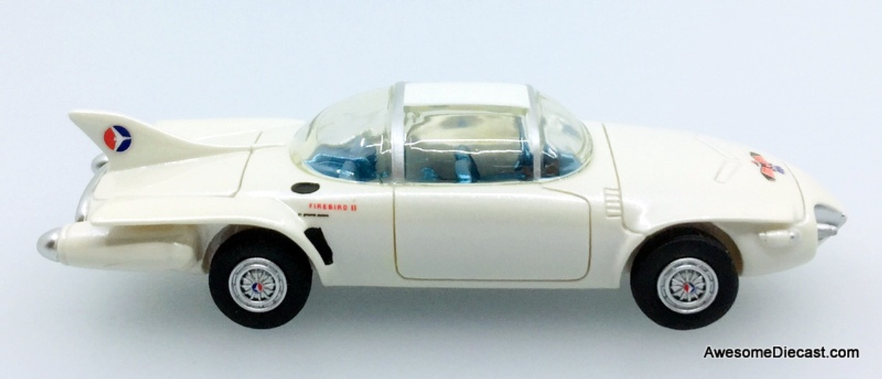 BoS 1:87 1956 GM Firebird 11, Metallic White