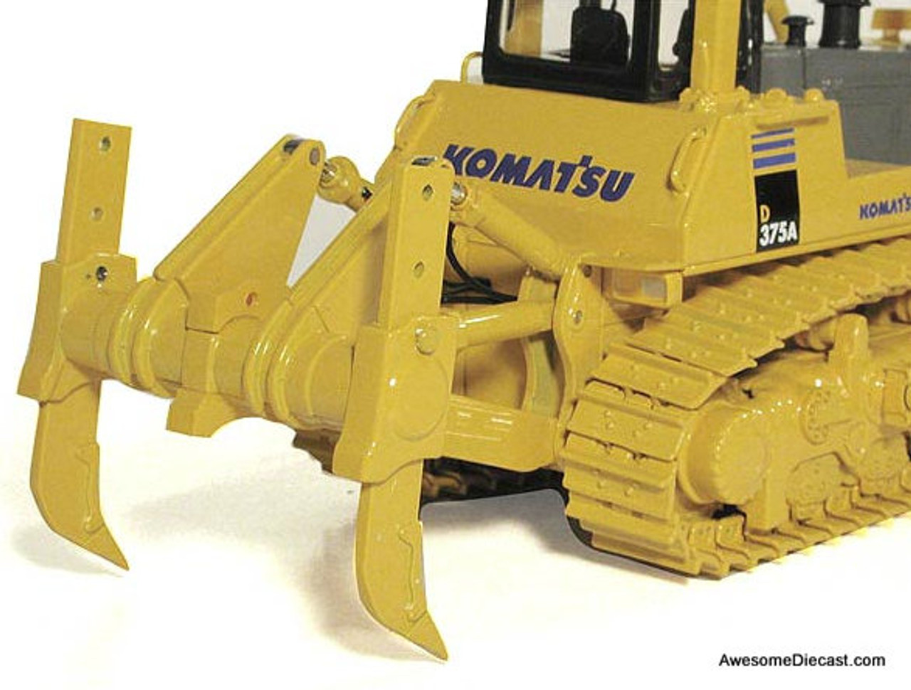 First Gear 1:50 Komatsu D375A Crawler Dozer w/Ripper