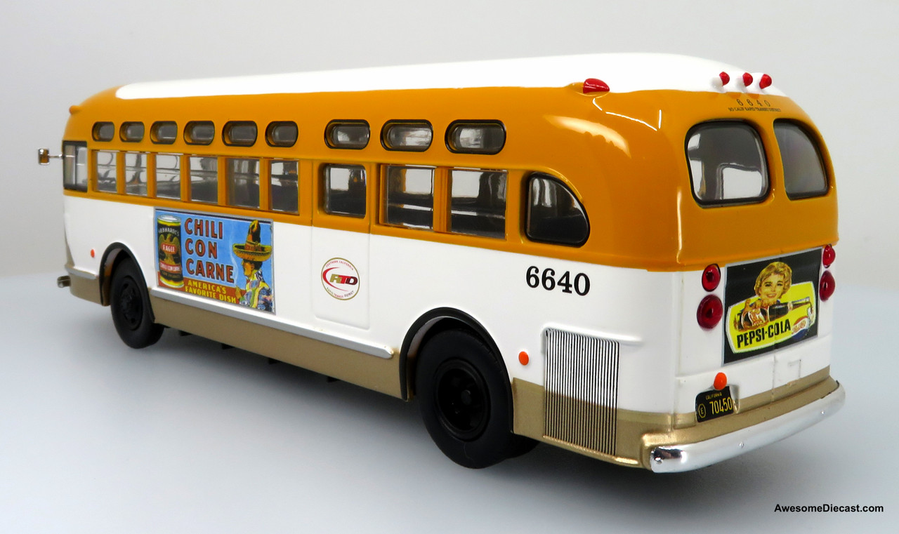 Iconic Replicas 1:43 1948 GM TDH 3610 Transit Bus: RTD Los Angeles 