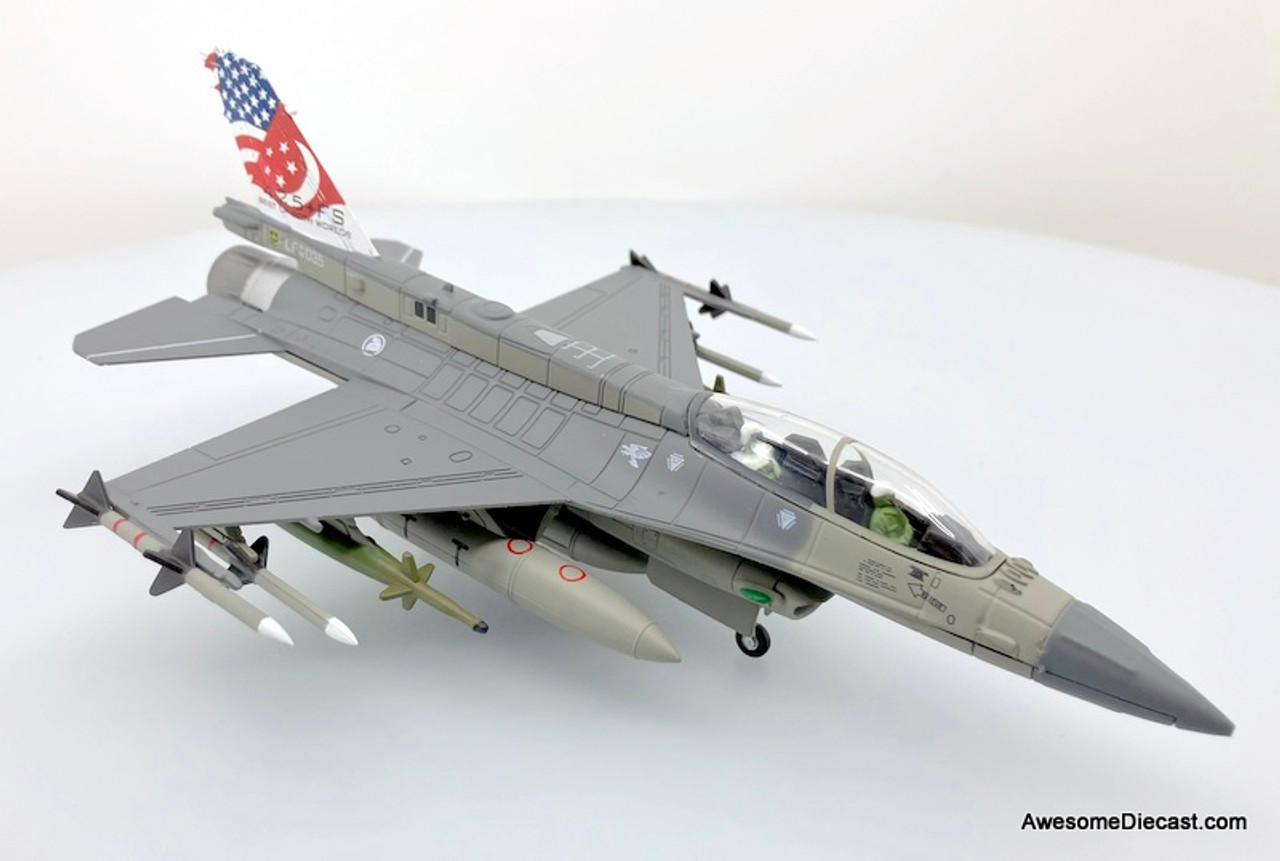 F-16D ファインティング　ファルコン　1/72 F-16D Fighting Falcon Republic of Singapore Air Fo — Motor