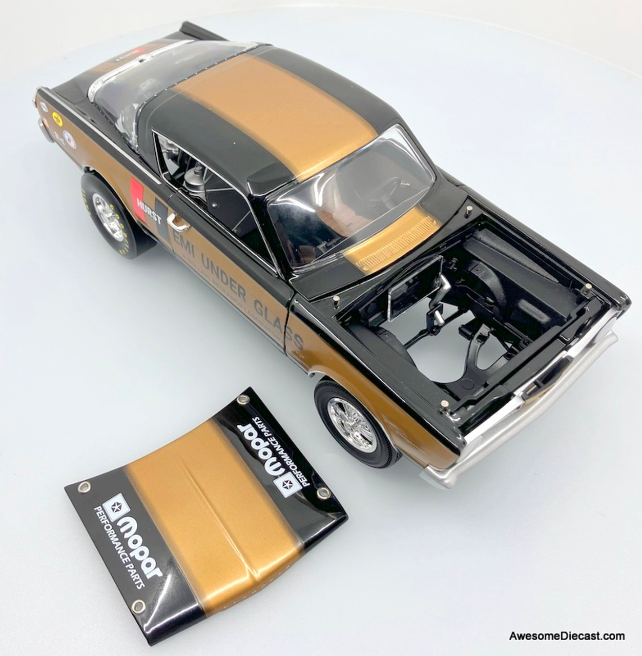 Highway 61 1:18 1966 Plymouth Barracuda: Hurst Hemi Under Glass