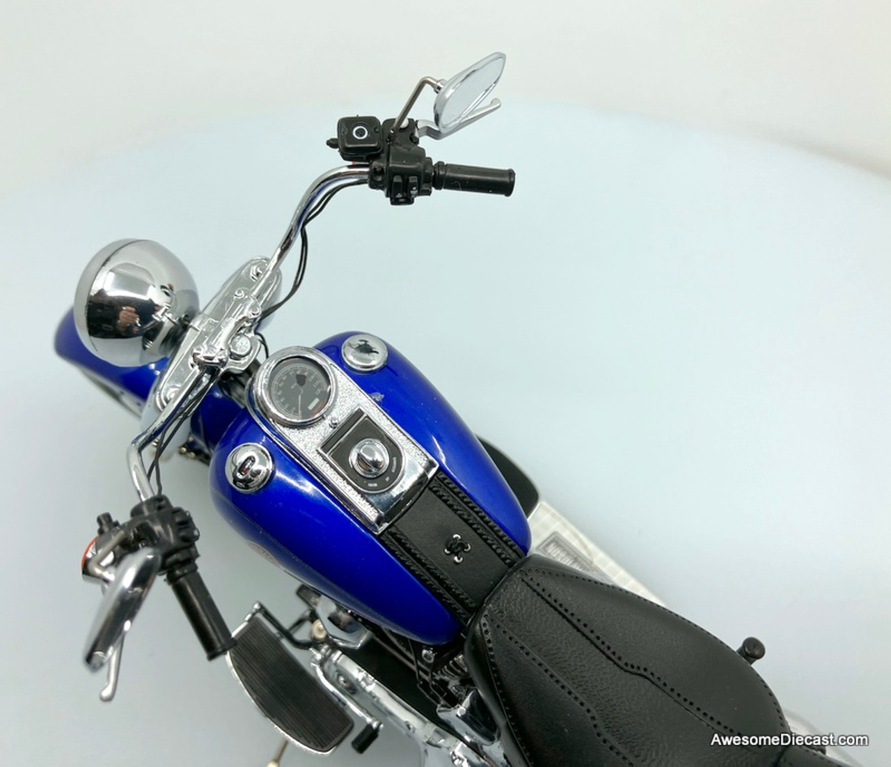 Franklin Mint 1:10 2006 Harley Davidson Fatboy, Metallic Blue