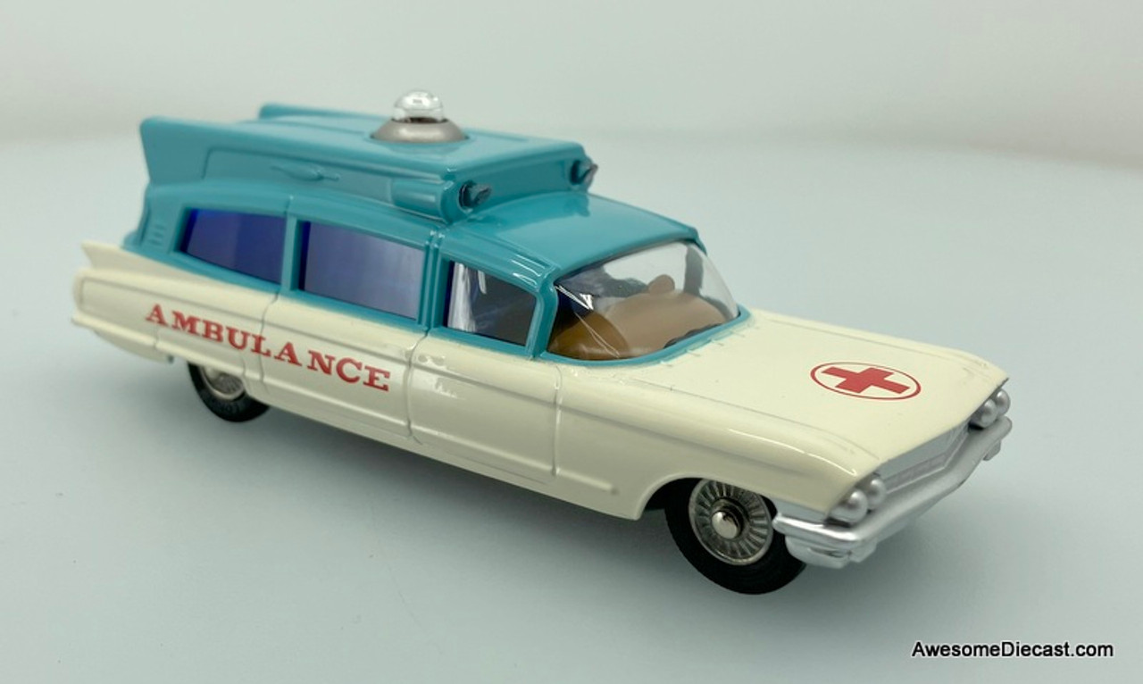 Corgi Re-Creation Superior Ambulance On Cadillac Chassis w/Working 