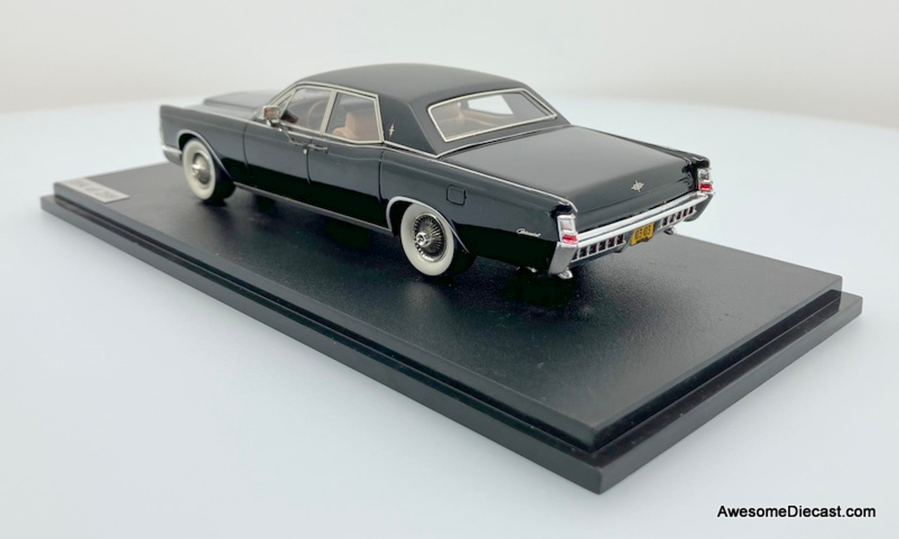 GLM 1:43 1969 Lincoln Continental, Black