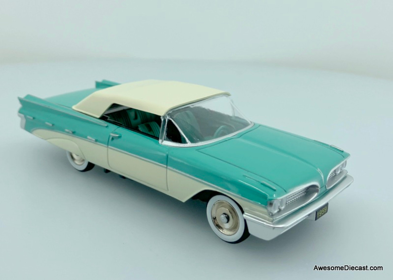 ミニカー1/18 箱あり Pontiac Bonneville No.228 - ミニカー