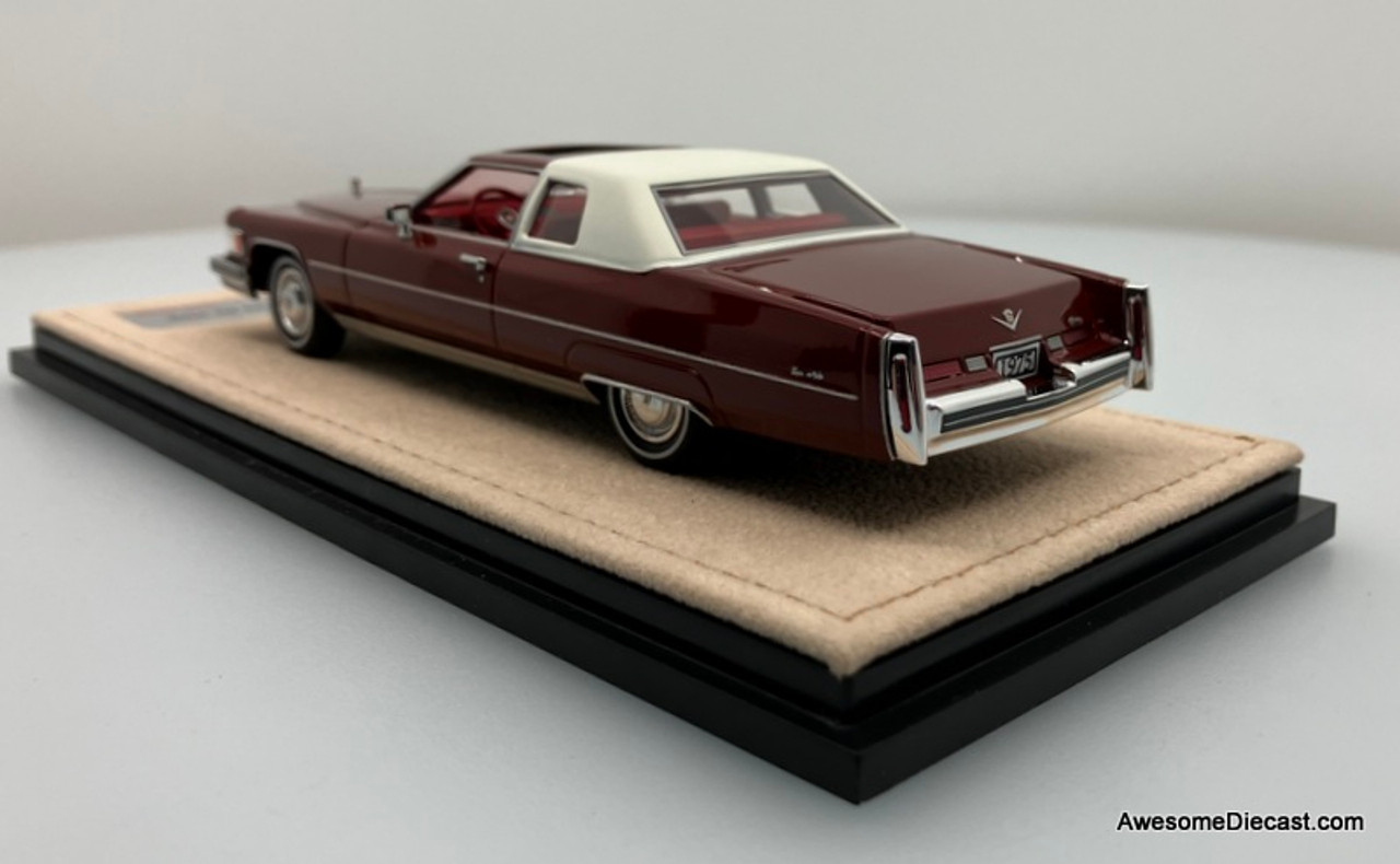 Stamp Models 1:43 1975 Cadillac Coupe DeVille, Firethorne Red Metallic