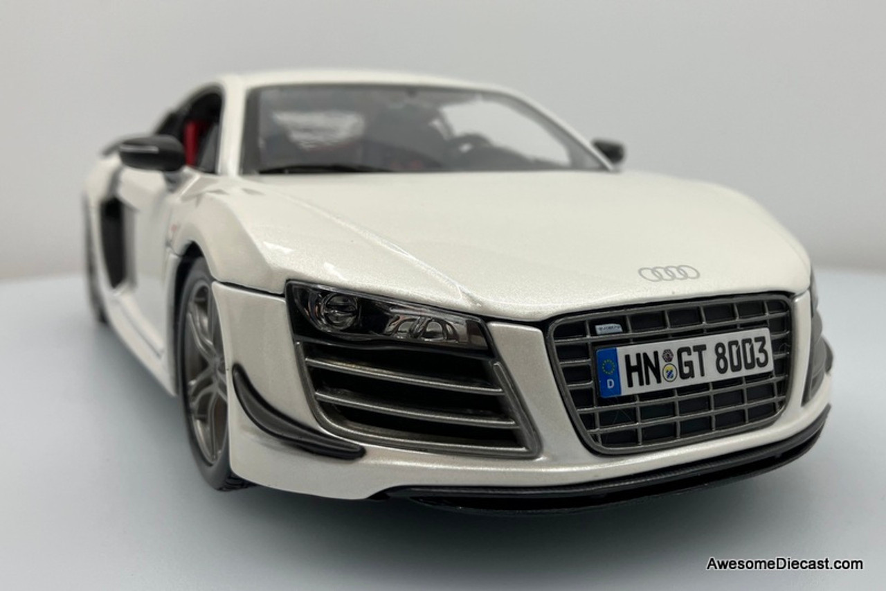 Maisto Special Edition 1:18 Audi R8 GT, Pearlescent White