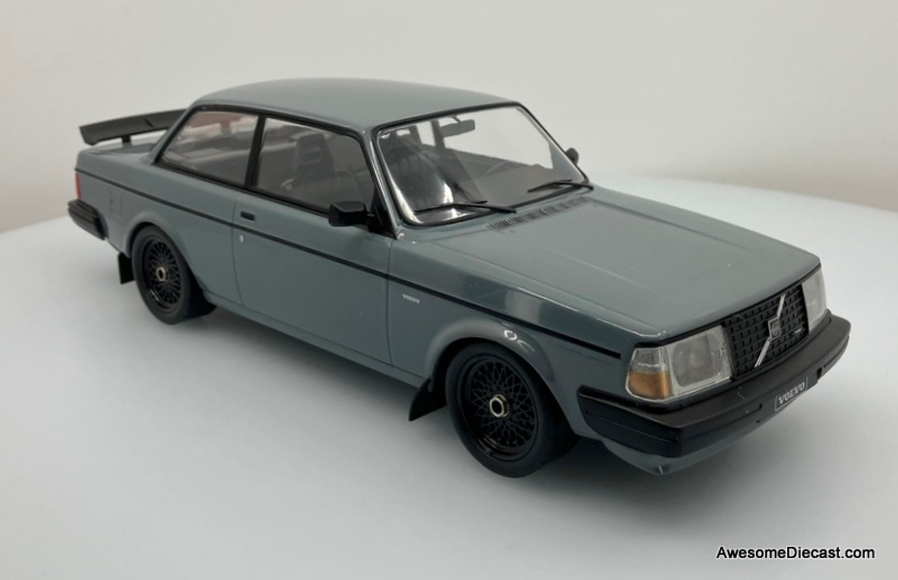 IXO 1:18 1985 Volvo 240 Turbo Custom, Gray