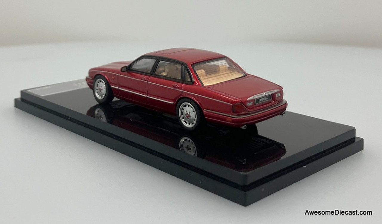 GCD 1:64 1995 Jaguar XJ X300