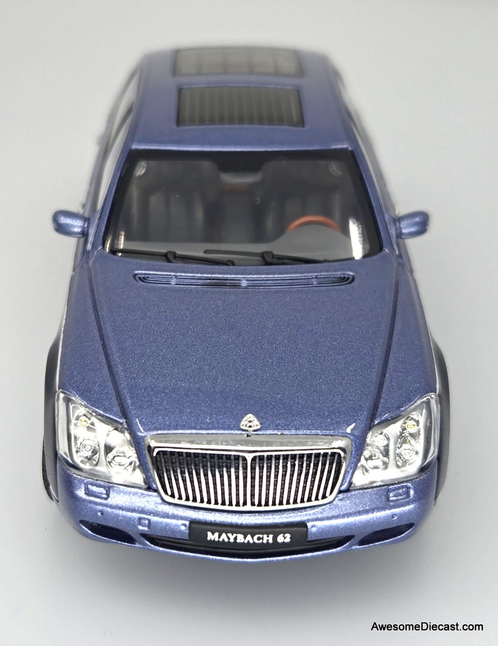 AUTOart 1:43 Maybach 62 LWB, Light Blue/Dark Blue