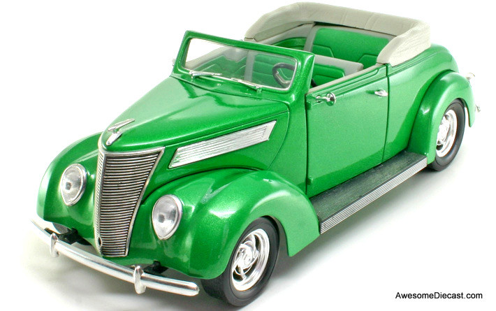 1937 Ford Convertible Diecast Model, Road Legends 1:18 Scale Green