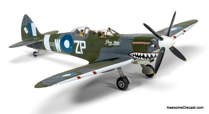 Supermarine Spitfire T.9 TE308 'Grey Nurse', Biggin Hill Heritage