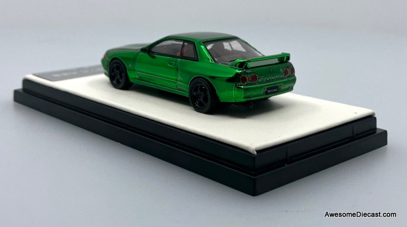 Nissan GT-R R32, Carbon Fiber Green 1:64 Diecast Model Car by TPC