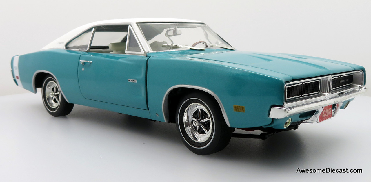 1969 Dodge Charger R/T, Turquoise/White 1:18 Diecast Model Car by ERTL