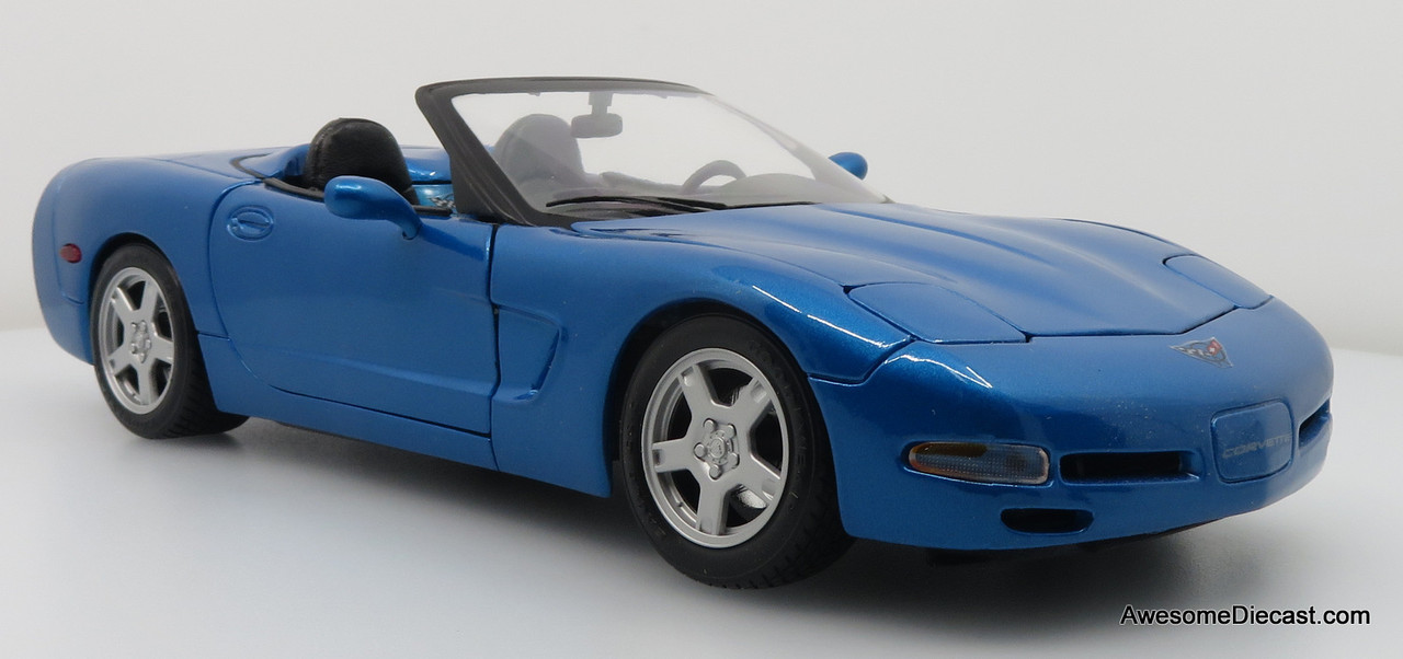 1998 Corvette Convertible, Blue 1:18 Diecast Model Car by Maisto