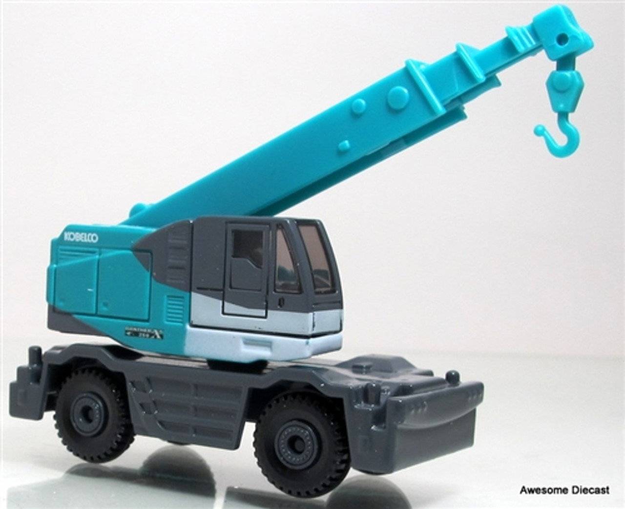 tomica crane truck